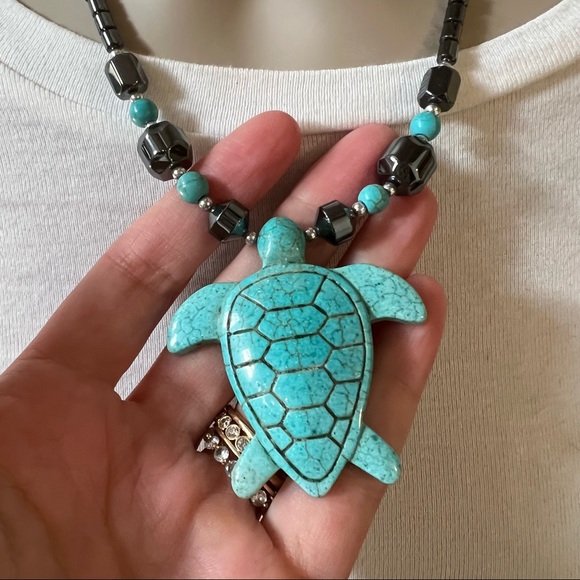 🐢Healing hematite bead & turquoise turtle pendant necklace - Picture 7 of 8
